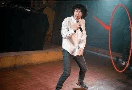 7場「史上最難堪」演唱會!他請14位保安,全場僅7位觀眾...天王天后超尷尬只能厚臉皮硬撐!