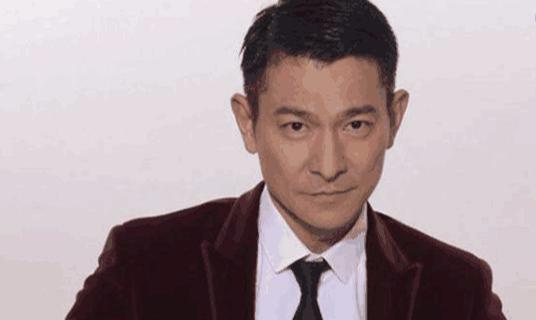 周杰倫問劉德華,你為什麼不唱我寫的歌?華仔6字回復堪稱一絕!