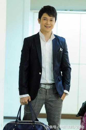 46歲至今未婚！ 八點檔男星領養「4個非洲小孩」視如己出 　曾「因病停工」如今單身灑脫