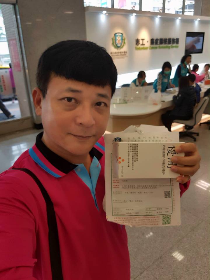 本土劇男星「照顧臥床9年老母親」拒絕送療養院！身教影響2女兒：有孝才有順