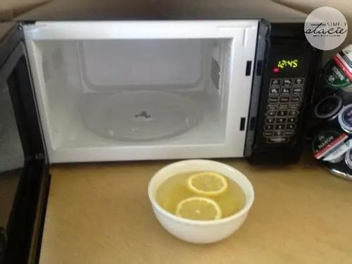微波食品總是發出異味？教您3招「快速清洗微波爐」消除異味超簡單！