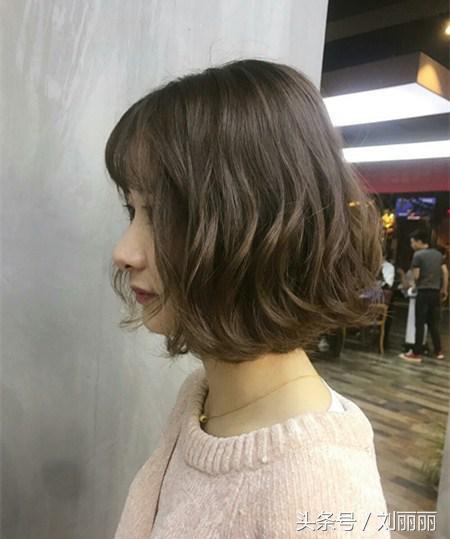 2025年「新燙髪20款」款款洋氣又滿意，美得就像一幅畫！非常適合最親愛的麻麻