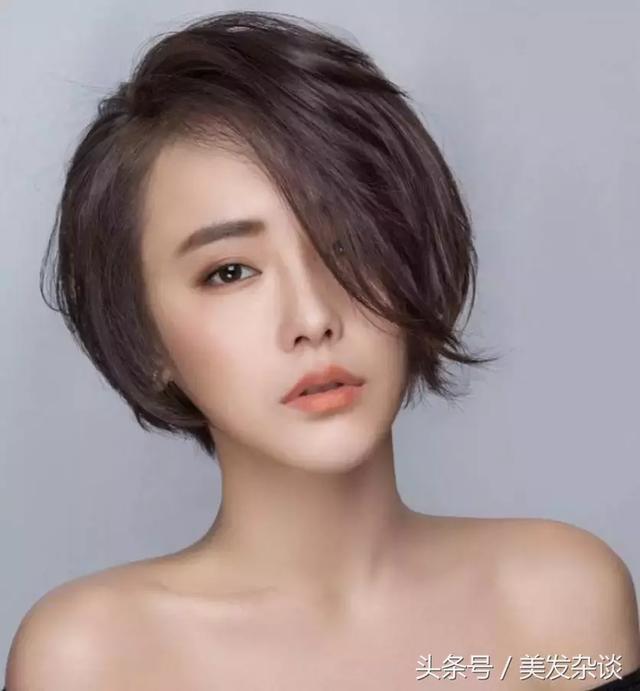 2025年「新燙髪20款」款款洋氣又滿意，美得就像一幅畫！非常適合最親愛的麻麻