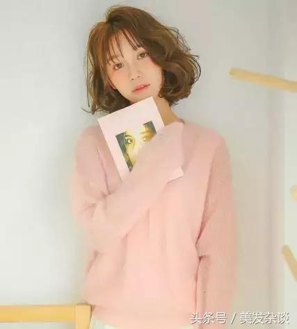 2025年「新燙髪20款」款款洋氣又滿意，美得就像一幅畫！非常適合最親愛的麻麻