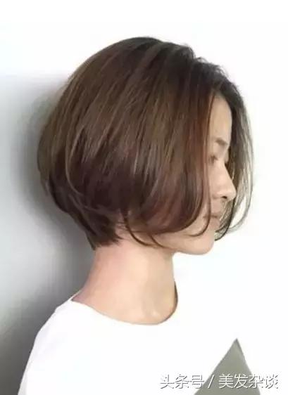 2025年「新燙髪20款」款款洋氣又滿意，美得就像一幅畫！非常適合最親愛的麻麻