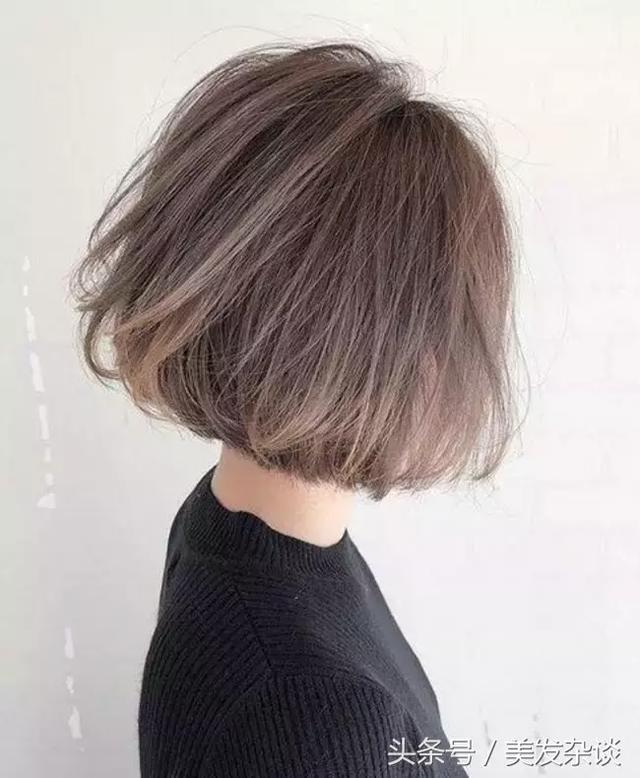 2025年「新燙髪20款」款款洋氣又滿意，美得就像一幅畫！非常適合最親愛的麻麻