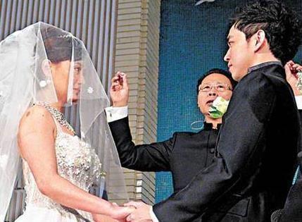 瓊瑤始祖陳德容「嫁豪門8年」被寵成像公主　「婚後無子」依舊恩愛如初