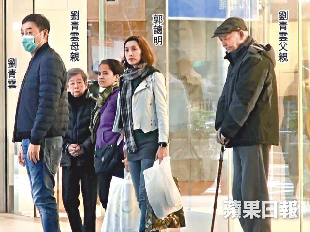 港姐冠軍結婚遭批「下嫁」 丈夫出道多年零緋聞成影帝！ 結婚20年仍「牽手逛菜市場」：平凡愛情最美