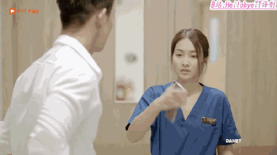 越南版《太陽的後裔》男女高顏值驚人！ 網友推「不輸宋仲基、宋慧喬」但經典橋段卻有些尷尬