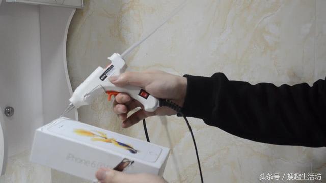 空的手機盒不要扔「剪一剪」放在洗手間，省錢又實用