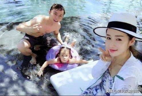 他當童星10歲「被譽為李連杰接班人」 如今雖為大紅卻「娶了漂亮女星」還有可愛女兒