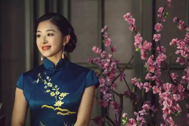 當明星遇見旗袍!朱茵柔美,賈靜雯驚艷,林青霞有韻味!稚氣未脫的歐陽娜娜,你喜歡嗎?