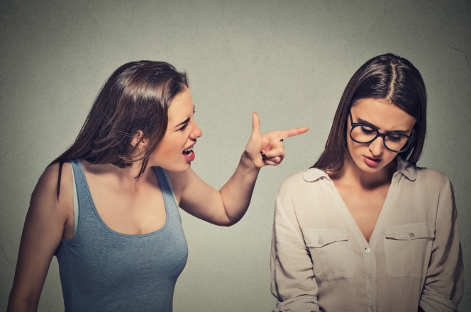其實愛嗆你的損友「才是好朋友」！　學者發現「講話越靠北」的朋友才最值得深交：他們超有同情心