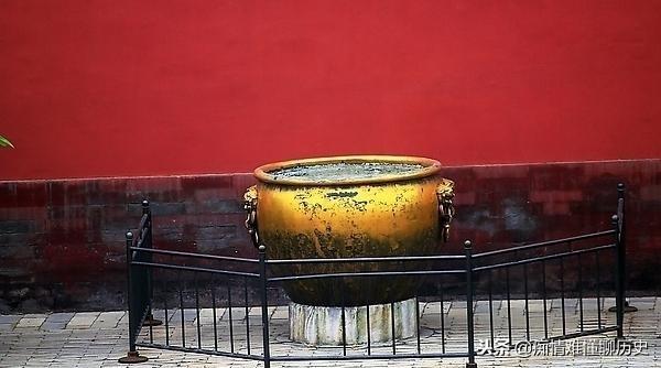 故宮一水缸，裡面的水為何600年不結冰？不得不佩服古人的智慧！