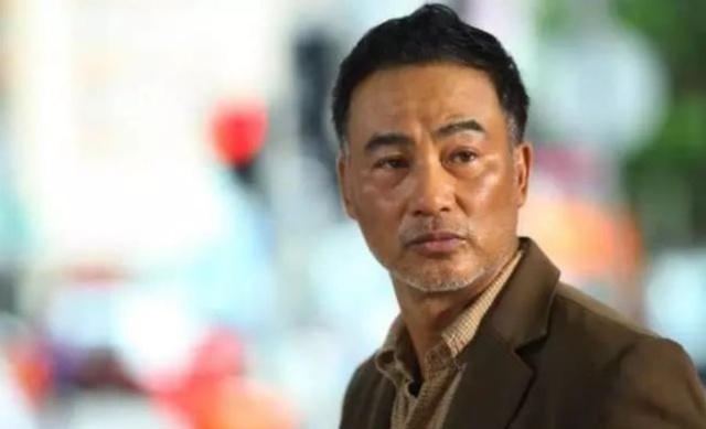 任達華14歲女兒逆天長腿曝光！甜美外型「網友跪求出道」 爸爸堅決反對：想讓她快樂長大