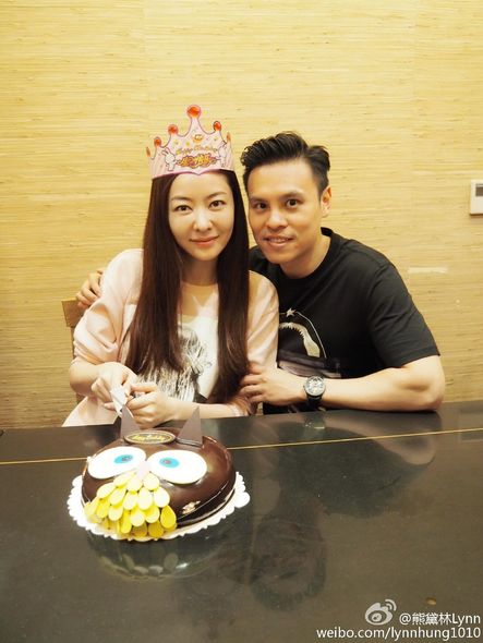 豪門媳婦不好當！熊黛林38歲高齡產雙胞胎女兒 婆家卻說「再生個兒子最好？」