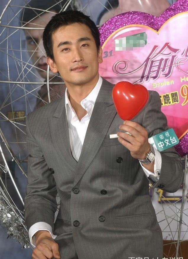 51歲車仁表「捐百萬給台灣」謝粉絲! 見妻小笑喊「我很富有」美國豪宅曝光家人入鏡成亮點