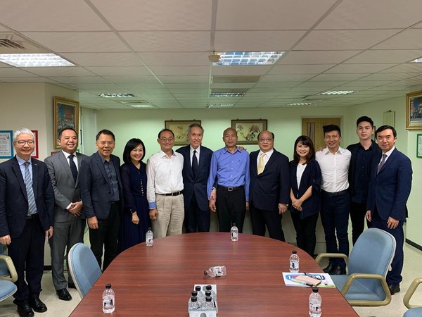 被韓國瑜感動!地產大亨請胡志強牽線「指名投資高雄」 他打包票承諾「準備讓高雄發大財」