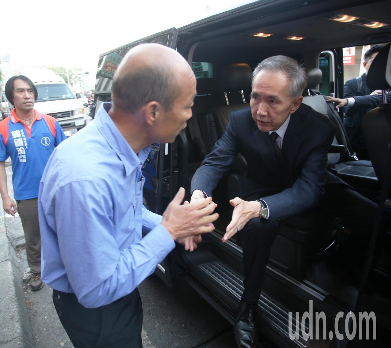 被韓國瑜感動!地產大亨請胡志強牽線「指名投資高雄」 他打包票承諾「準備讓高雄發大財」