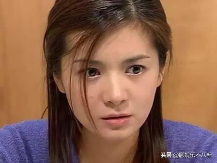 還記得《妻子的誘惑》張瑞希?46歲事業有成「享受單身」優雅從容