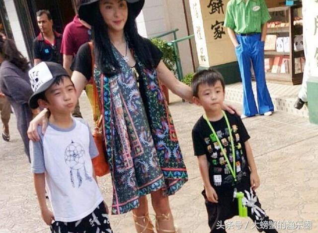 張柏芝兒子被問「願意有新爸爸？」他一句話讓人不禁鼻酸：孩子其實什麼都懂