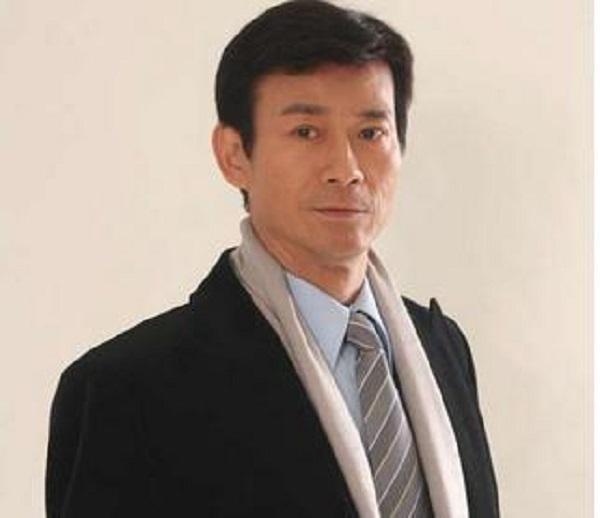 隱瞞了29年,71歲鄭少秋現任老婆近照大曝光,網友:難怪當年不要沈殿霞了!