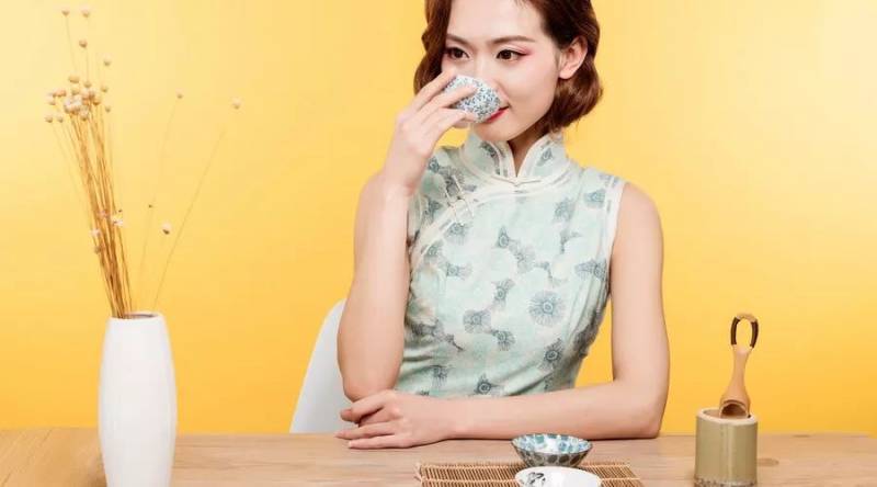 女人到了中年，一定要「花心」說的太對了，不信你看