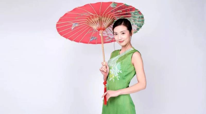 女人到了中年，一定要「花心」說的太對了，不信你看