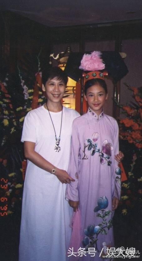 應采兒自曝童年「撞臉Angelababy」 端出照片眾人驚呼「超像！」 她坦言：結婚就是賭一把