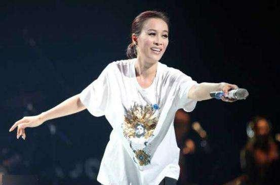 慈禧「第五代外孫女」公開身份!49歲似慈禧般樣貌,氣質上佳,還有一樣過人本領