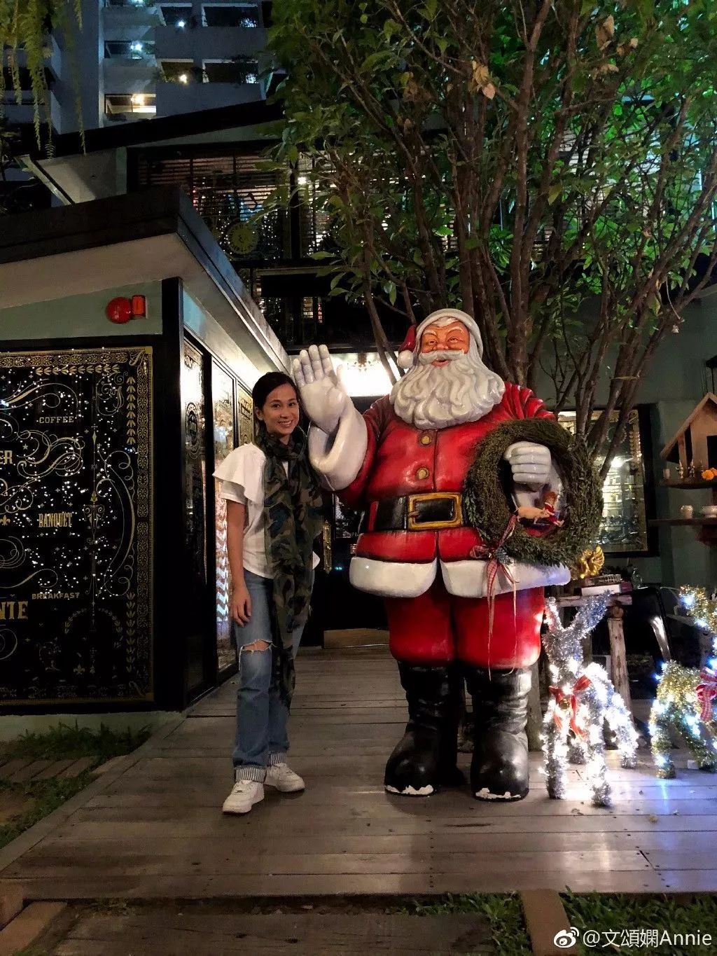 她曾飾「成龍的妹妹、和張衛健搭檔」歷經丈夫財務危機!如今過得低調幸福