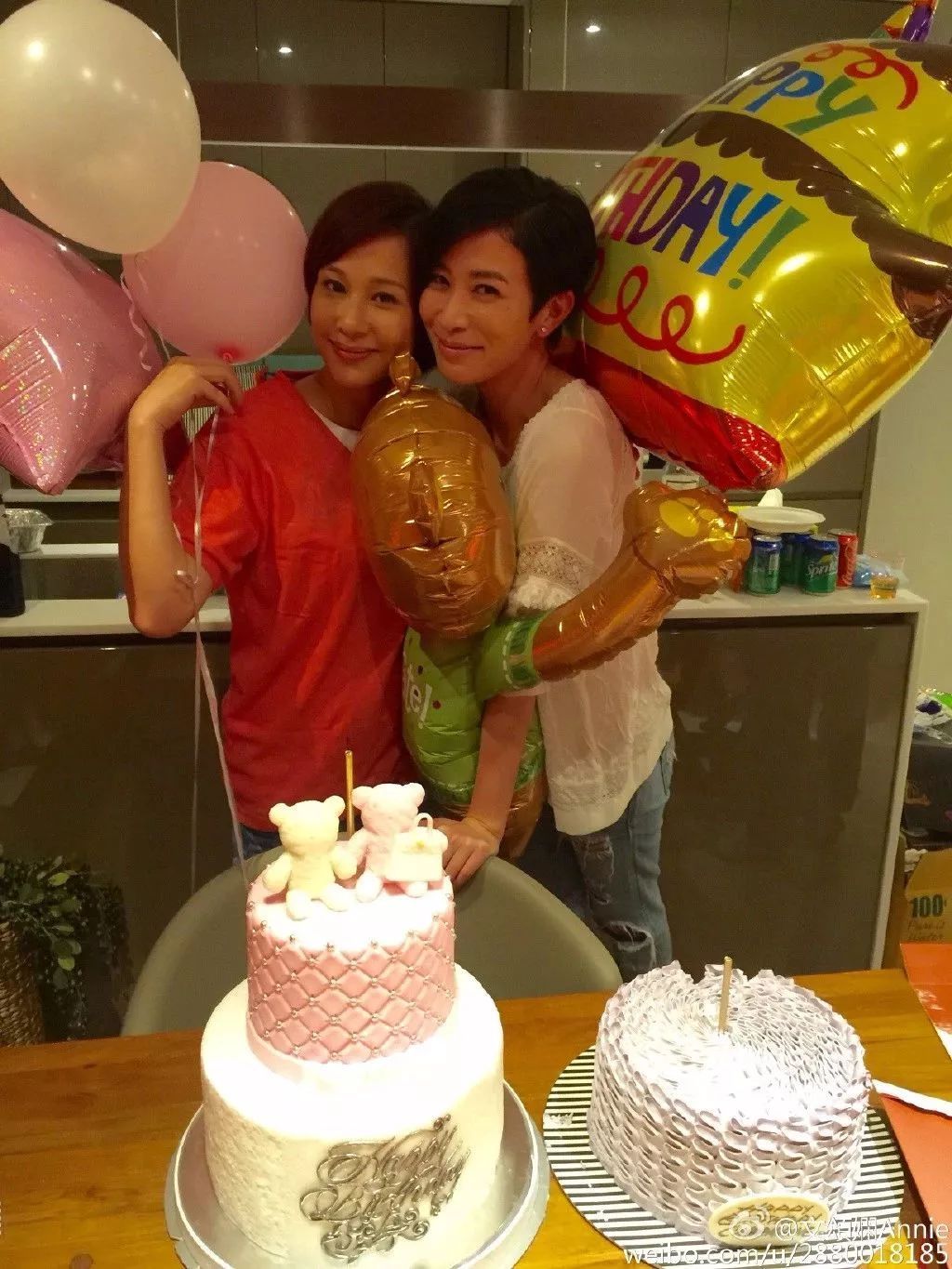 她曾飾「成龍的妹妹、和張衛健搭檔」歷經丈夫財務危機!如今過得低調幸福