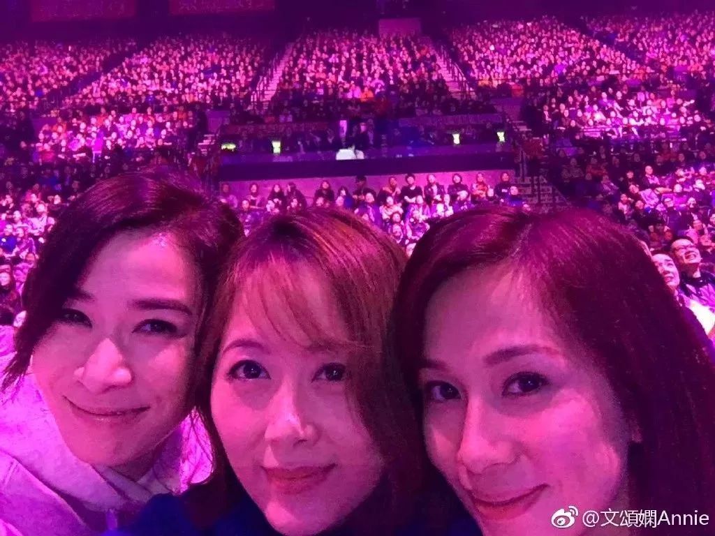 她曾飾「成龍的妹妹、和張衛健搭檔」歷經丈夫財務危機!如今過得低調幸福