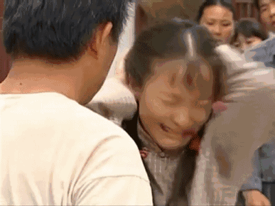 她曾嫁鐘鎮濤、與富商交往背負「香港第一妖女」罵名!如今逆轉命運活得精彩自在