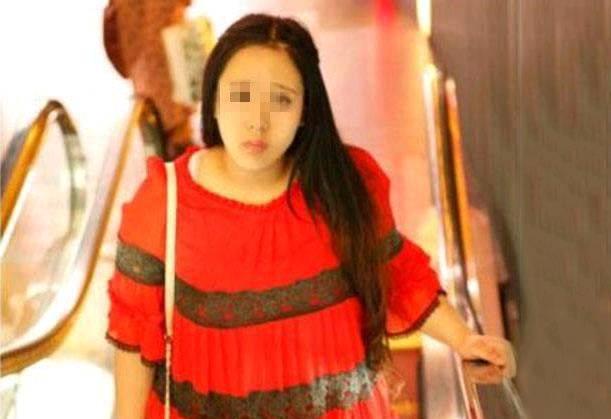 妻子出去逛街回來膝蓋就有淤青，老公起疑跟蹤，如遭雷擊！