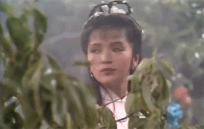 她是金庸心中「最美的小龍女」劉德華曾跪地獻花！如今「與他再不相見」皈依佛門孤獨終老...