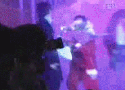 她是金庸心中「最美的小龍女」劉德華曾跪地獻花！如今「與他再不相見」皈依佛門孤獨終老...