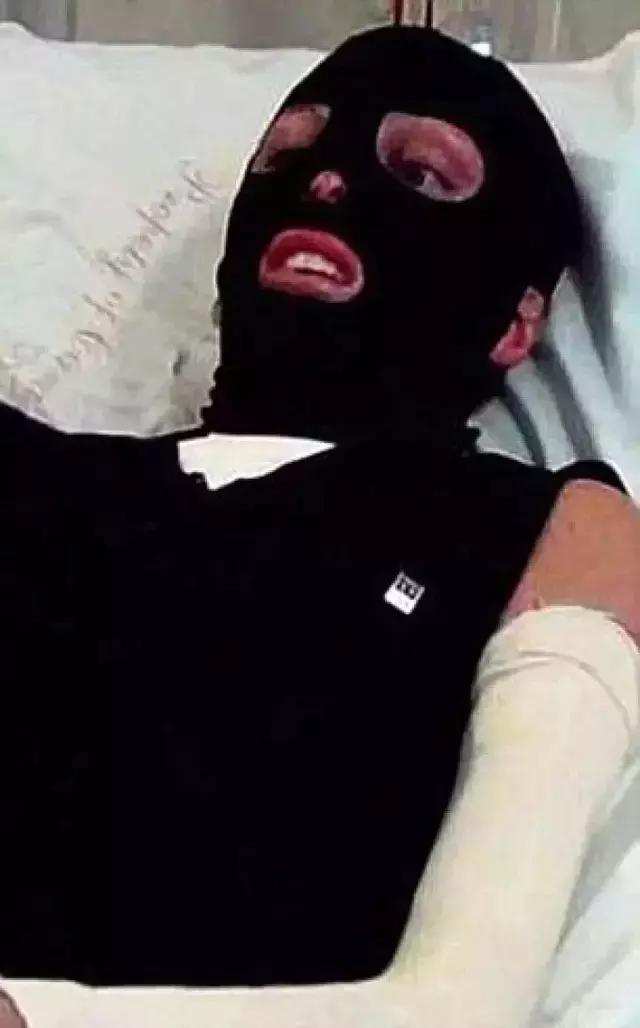 這個男孩誕生轟動了全世界，被稱作「奇迹之子」！因為他爸是全球最帥的男人，最牛的老公！