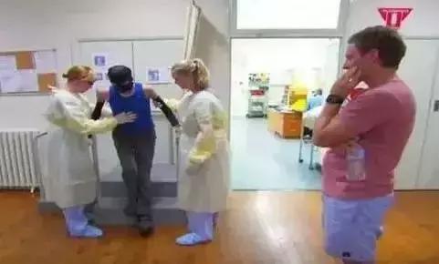 這個男孩誕生轟動了全世界，被稱作「奇迹之子」！因為他爸是全球最帥的男人，最牛的老公！