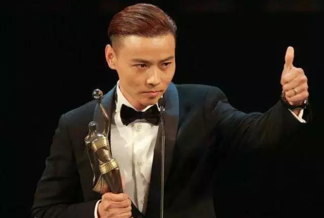 蔡少芬變炫夫狂魔！張晉「苦熬15年」終成功 愛妻10年如一日：有夫如此真該炫