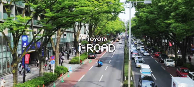 TOYOTA即將在台上市新款超級機車　「免加油只需充電3小時」還能遮風避雨！