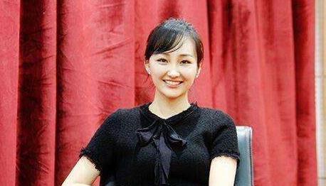 她嫁大13歲演員老公「30歲已是三個孩子媽」　婚後息影顧家「老公越來越紅」