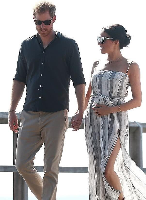 梅根懷孕後「孕肚走到哪摸到哪」被批：做作愛炫耀！　專家緩頰「下意識炫腹真相」：大家誤會她了