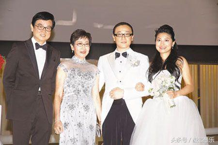 絕世好男人！黃百鳴陪妻子「抗病16年不離棄」  「結婚50年」今現況曝光