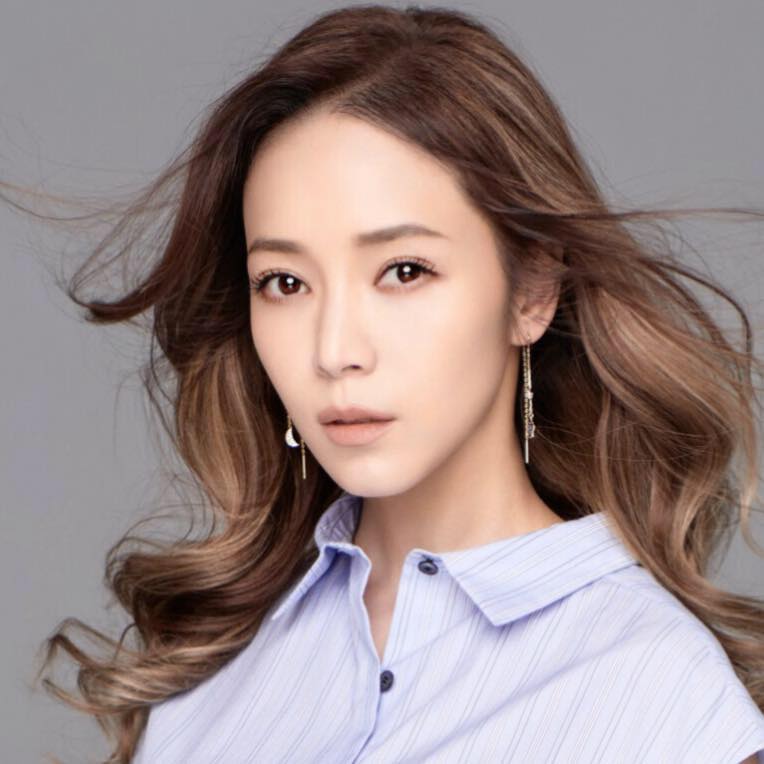 微笑也能是力量！侯佩岑「15句正能量金句」女人要愛自己　「好的壞的都接受才完整人生」