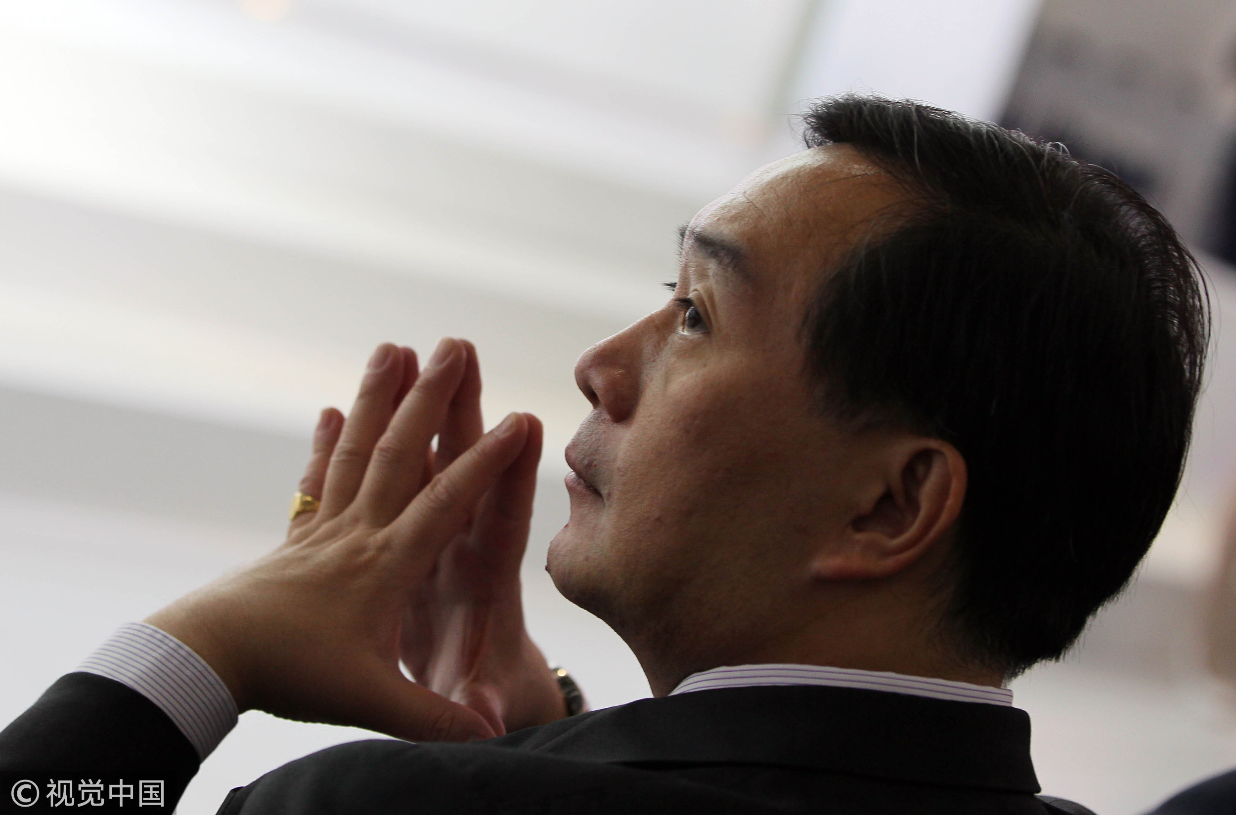 嚴凱泰年年巨款捐育幼院!謝絕感謝狀只收「小孩賀歲卡片」交代:不要捐知名慈善單位