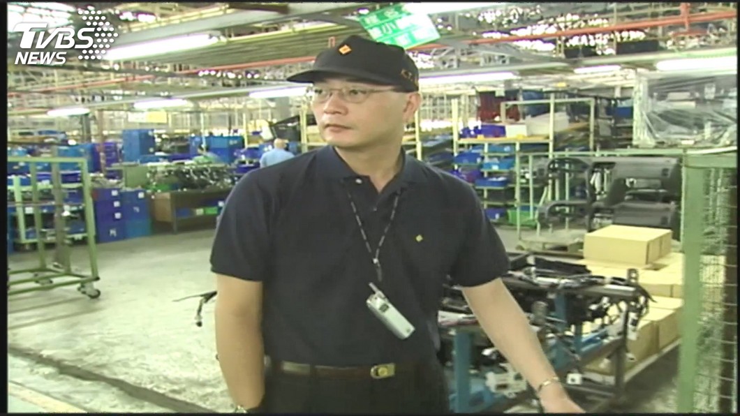 一生最愛的女人!養母走後「嚴凱泰每天都掉淚」 視如己出「一輩子都在為他鋪路」恩情大過天