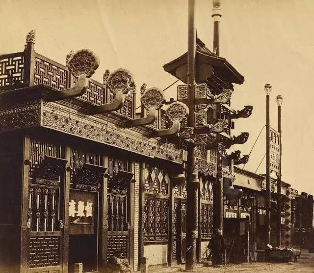 攝影師鏡頭下「150年前的日本與中國」，被燒毀前的圓明園比故宮還要繁華100倍！