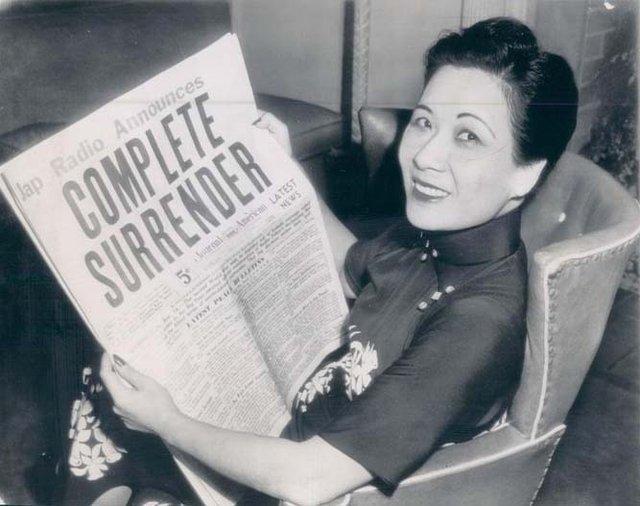 宋美齡在美國「一天換八次床單」,被指責浪費!秘書道出緣由,才知她的不易!