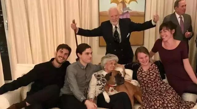 老夫妻6天閃婚恩愛73年!晚年「為病痛所苦」選擇「同時尊嚴離開」:有你在什麼都不怕